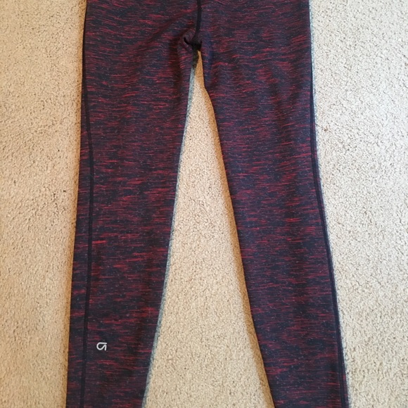 NWOT GapFit leggings - Picture 2 of 5